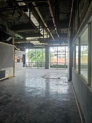 Sea Avenue (D15), Retail #510895301